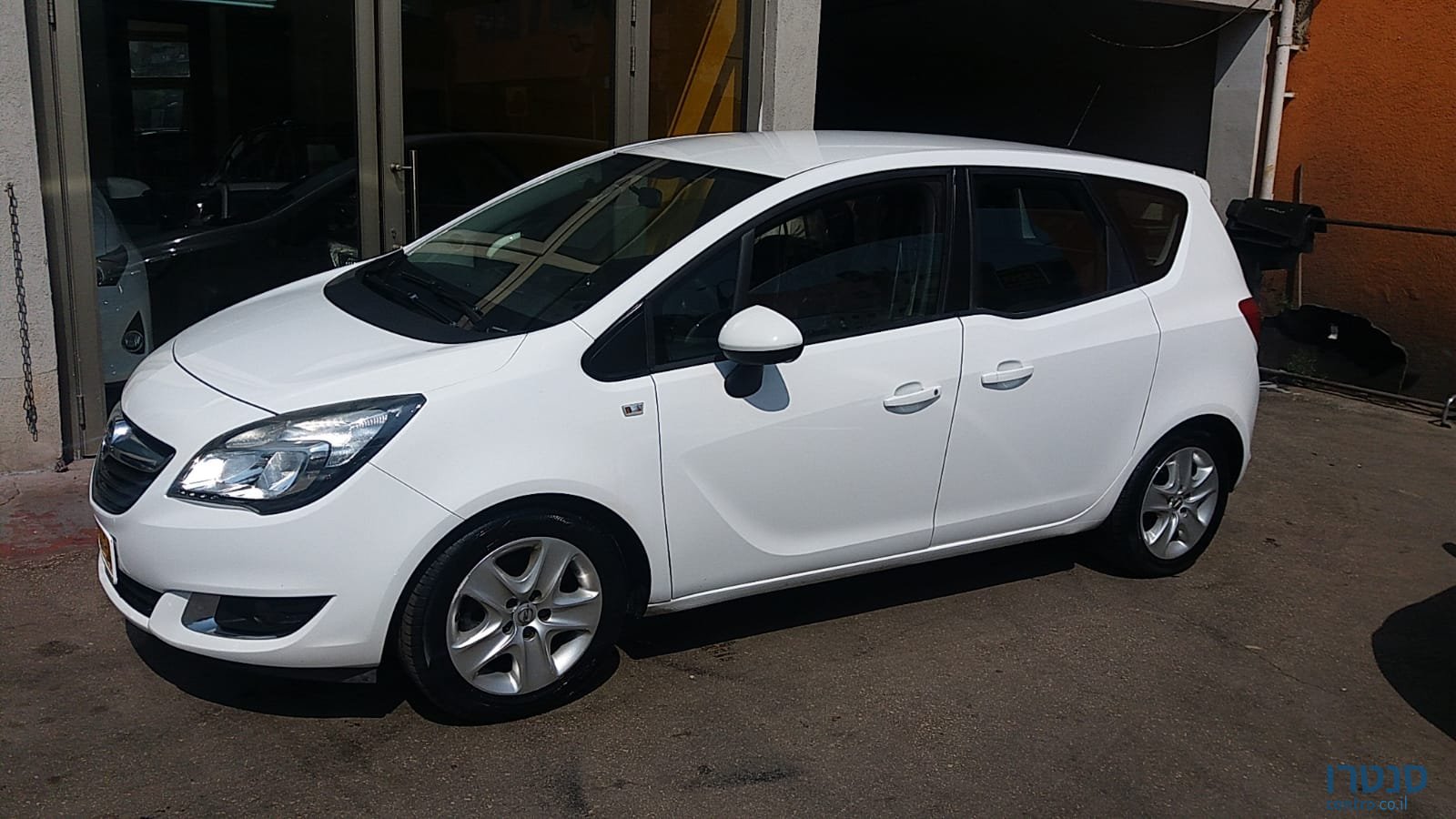 2015' Opel Meriva photo #1