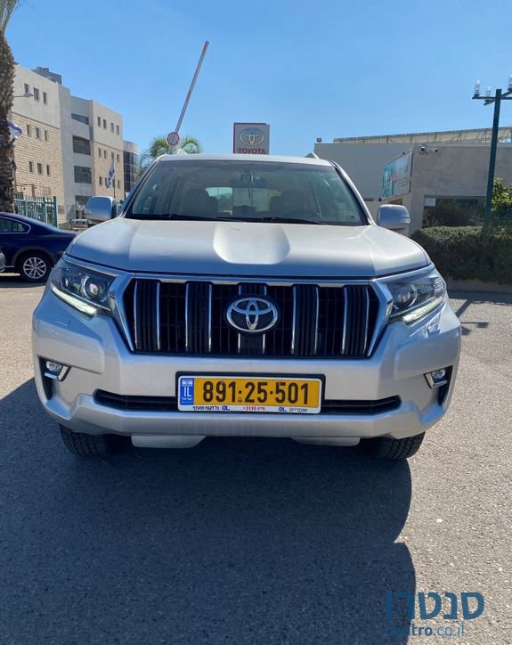 2019' Toyota Land Cruiser טויוטה לנד קרוזר photo #1