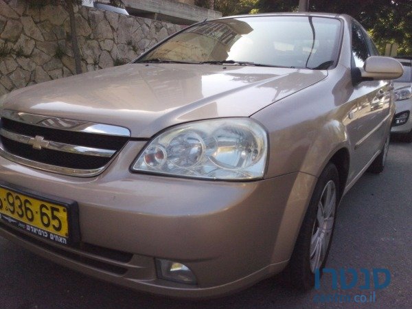 2008' Chevrolet Optra photo #3