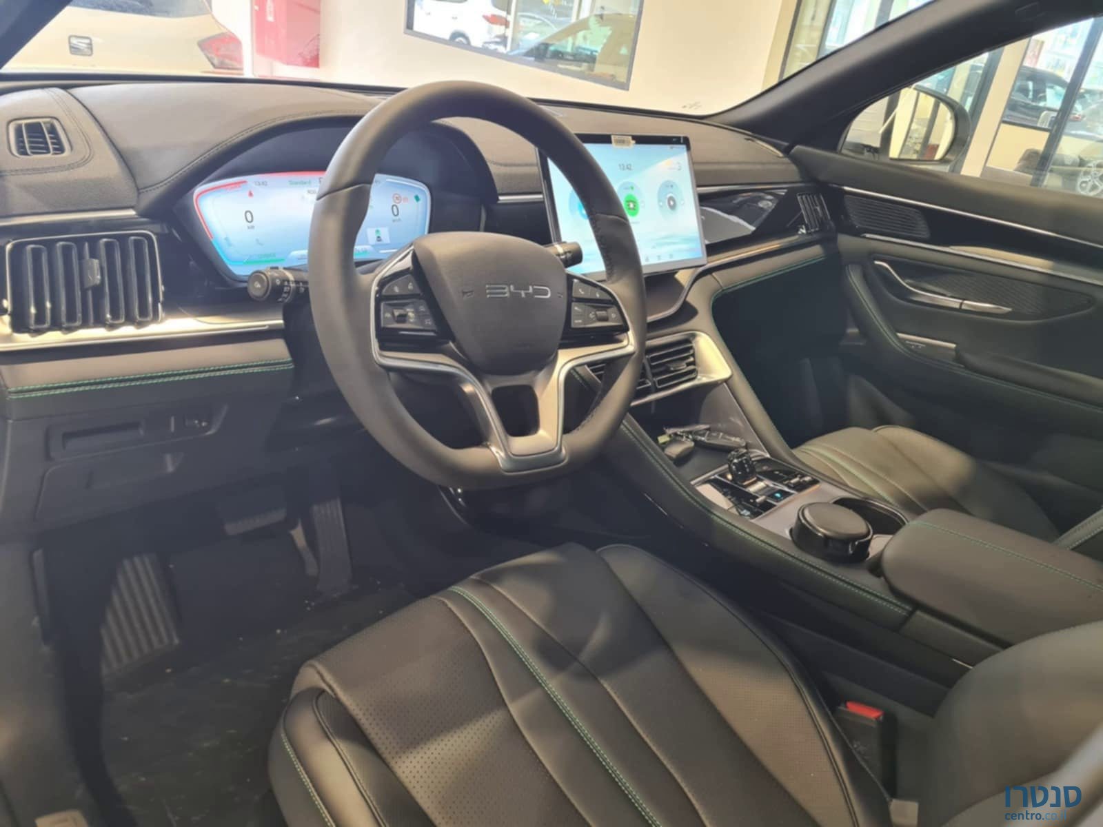 2025' BYD SEAL U photo #4