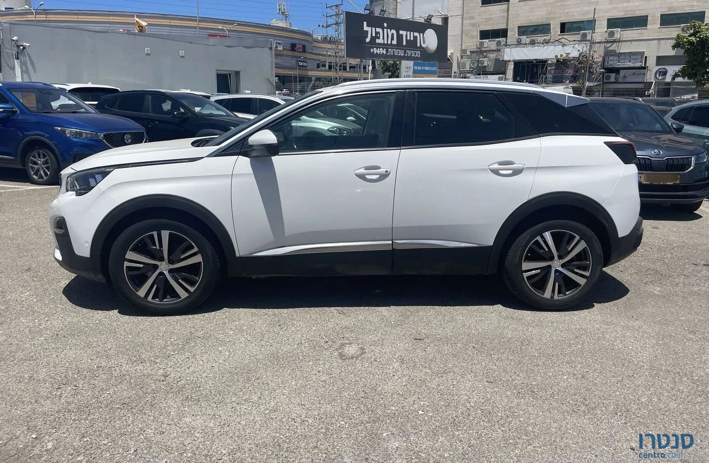 2020' Peugeot 3008 פיג'ו photo #3