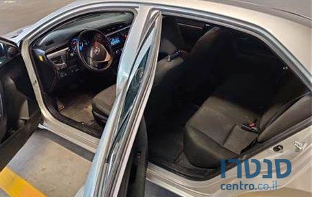 2015' Toyota Corolla טויוטה קורולה photo #2