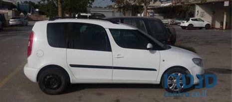 2011' Skoda Roomster photo #1