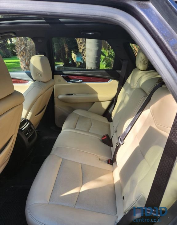 2018' Cadillac XT5 קאדילק photo #2
