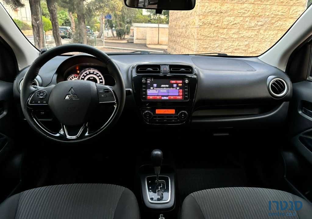 2017' Mitsubishi Attrage מיצובישי אטראז' photo #6