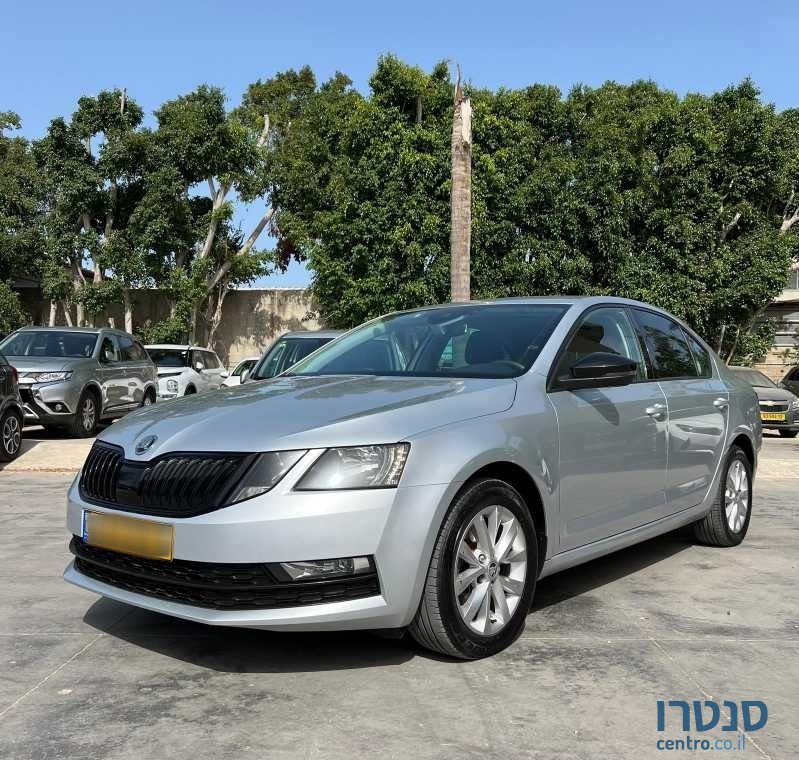 2020' Skoda Octavia סקודה אוקטביה photo #2