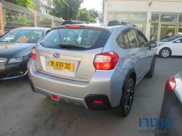 2014' Subaru XV photo #2