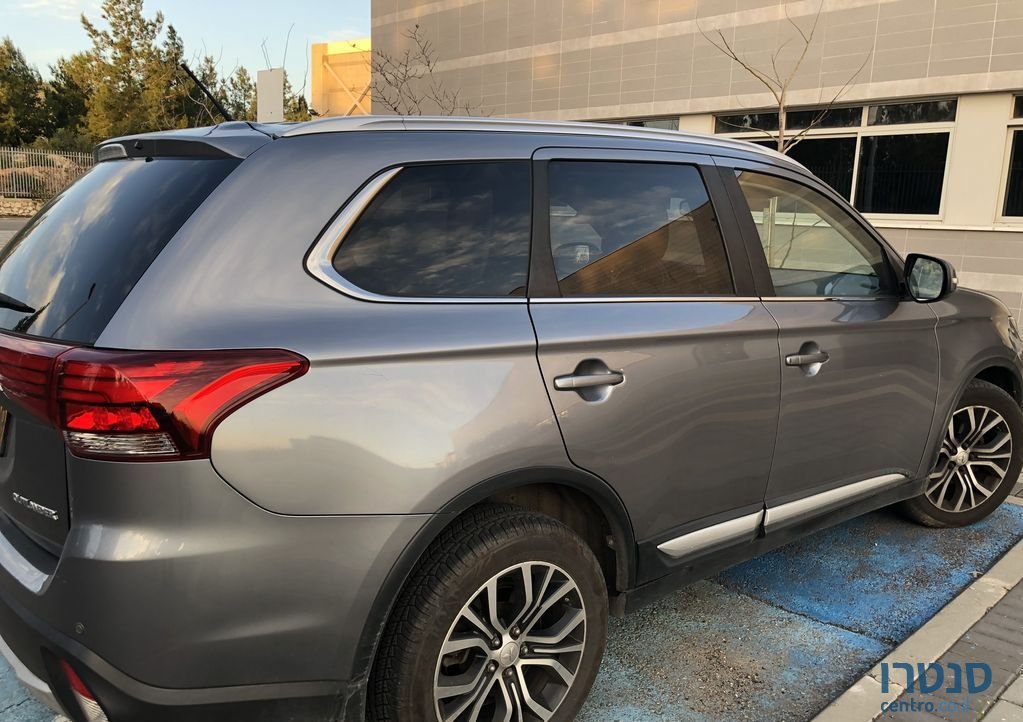 2016' Mitsubishi Outlander מיצובישי אאוטלנדר photo #4