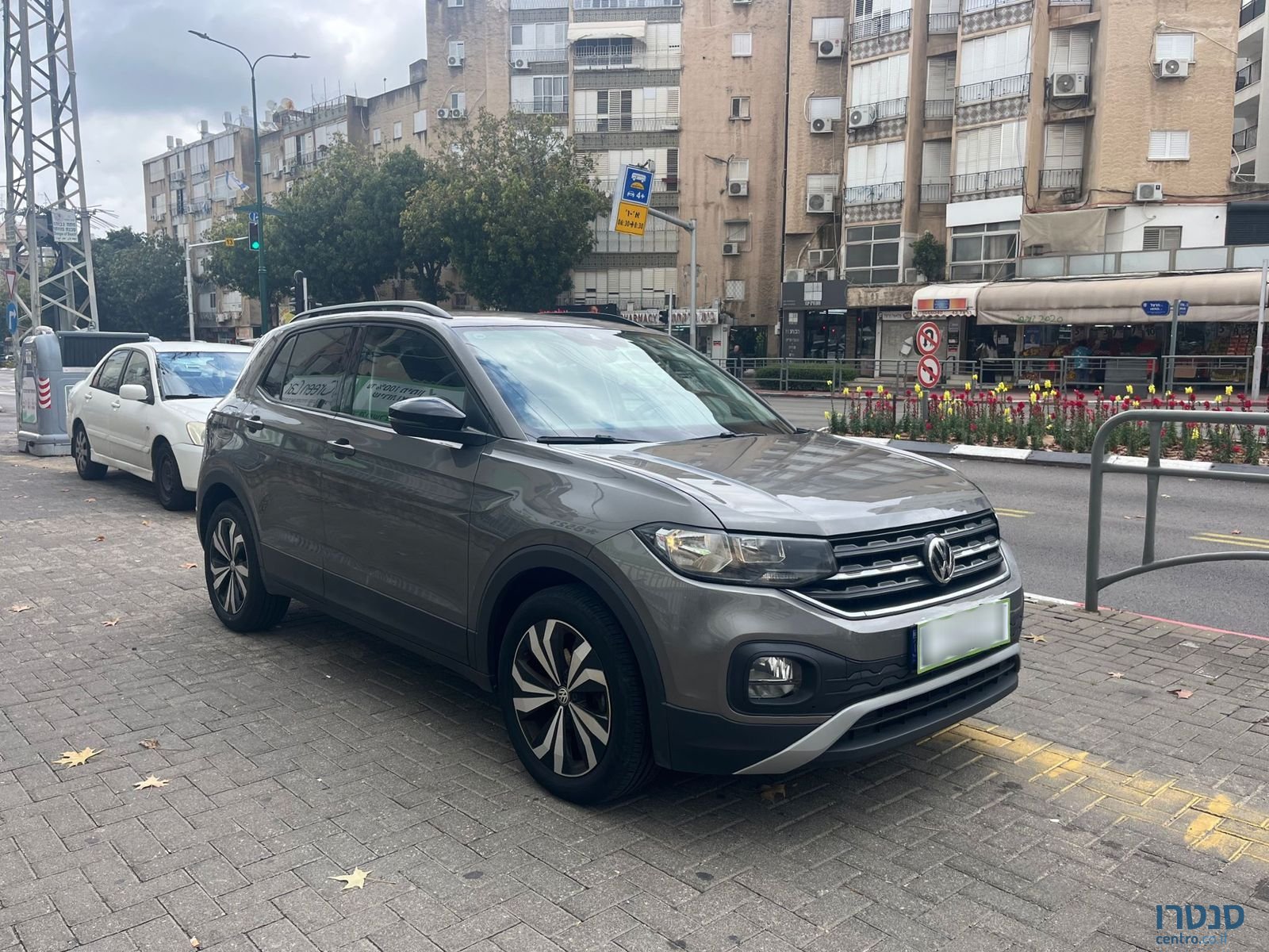 2021' Volkswagen T-Cross photo #6