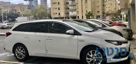 2016' Toyota Auris טויוטה אוריס photo #2