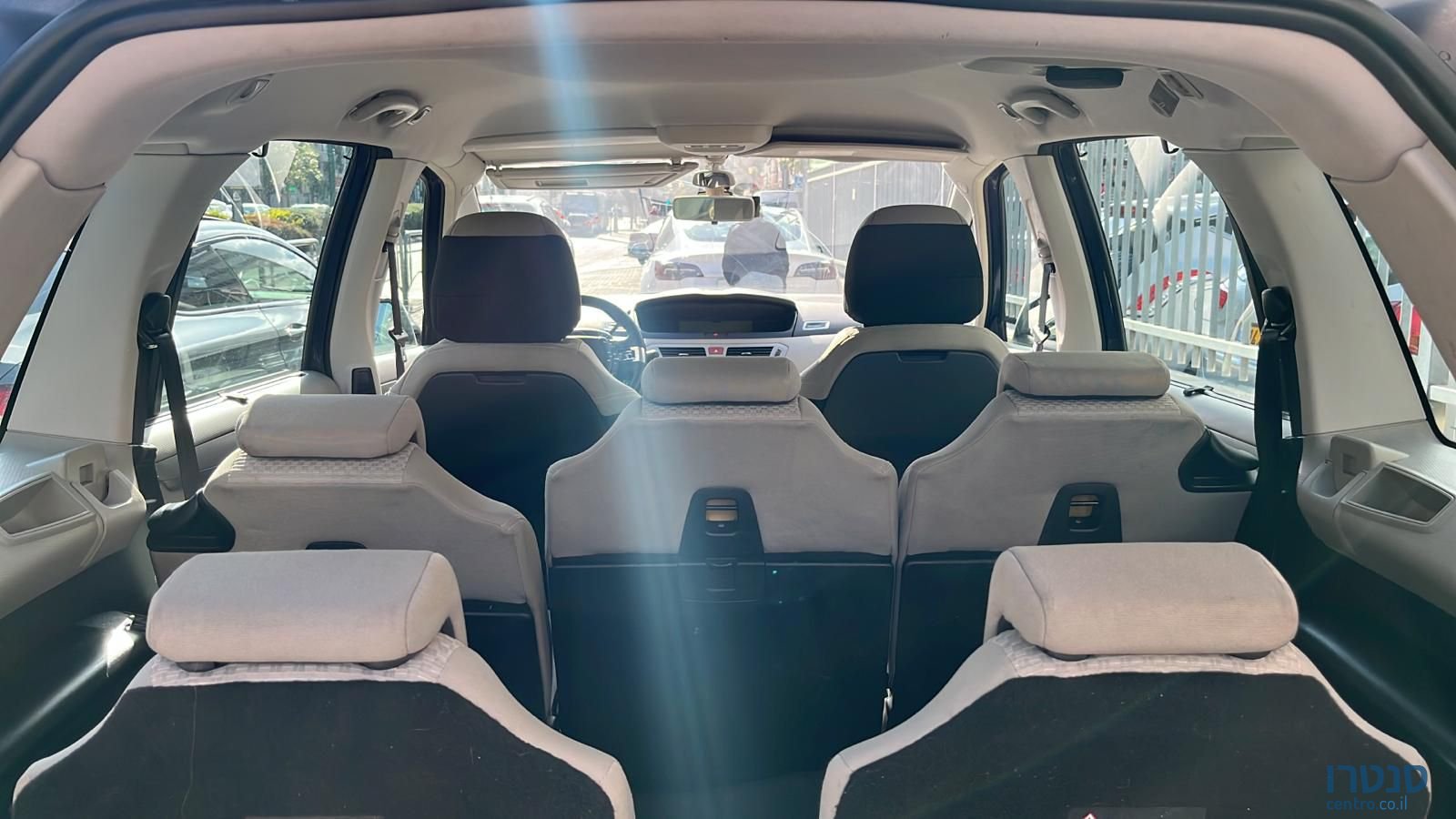 2012' Citroen C4 Picasso סיטרואן C4 פיקאסו photo #3