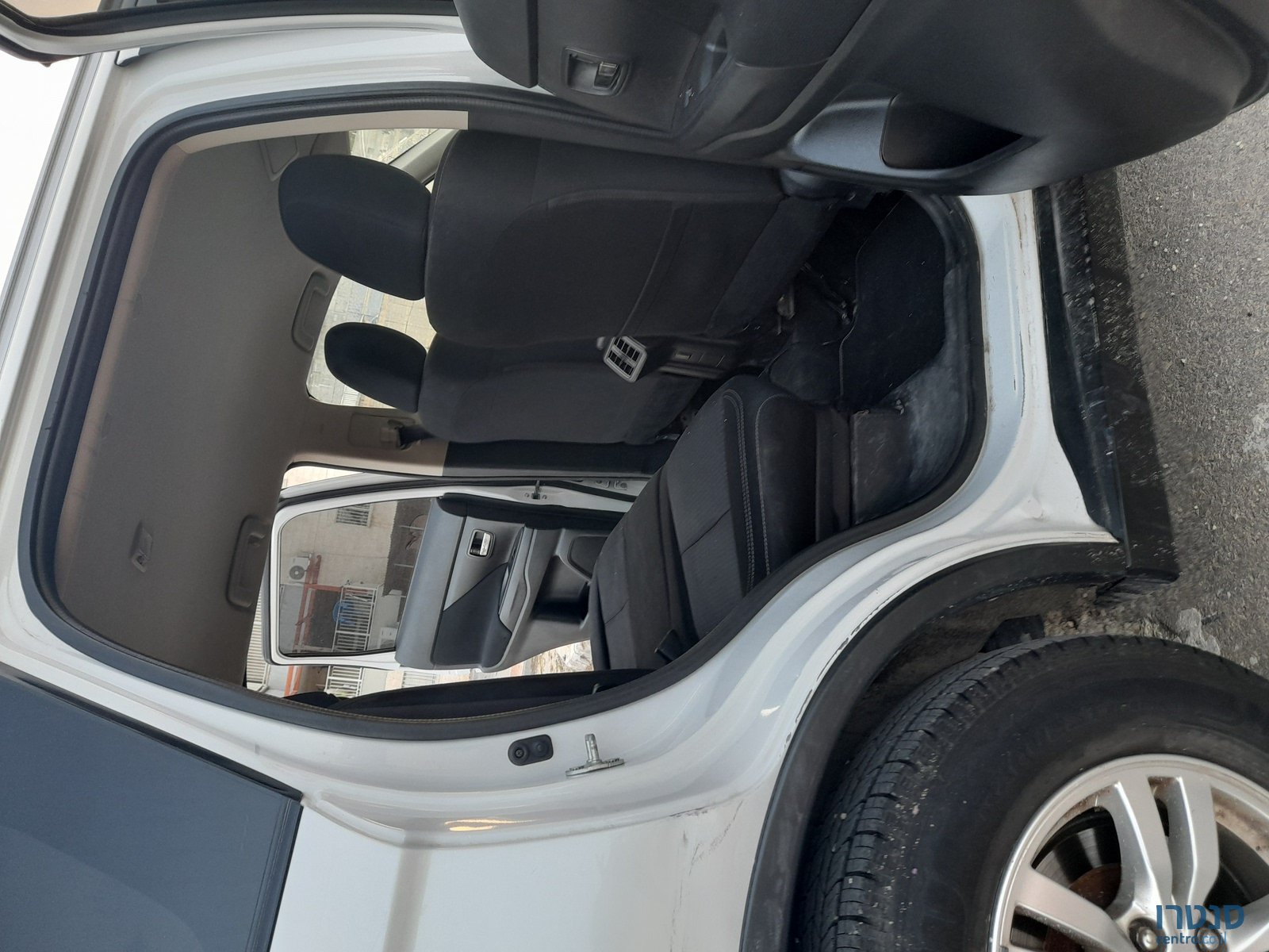 2019' Mitsubishi Outlander photo #4