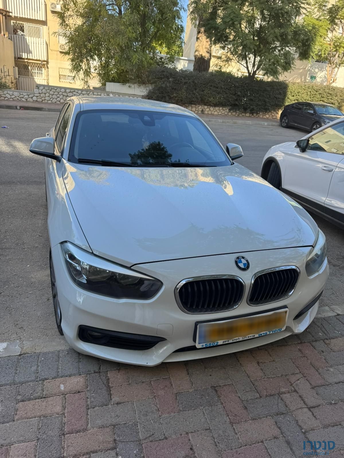 2019' BMW 118I ב.מ.וו photo #1