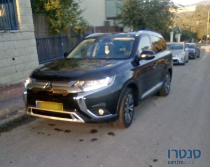 2020' Mitsubishi Outlander מיצובישי אאוטלנדר photo #1