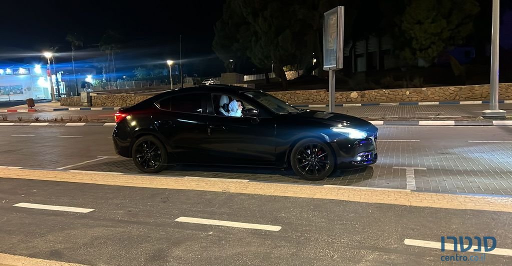 2017' Mazda 3 מאזדה photo #4