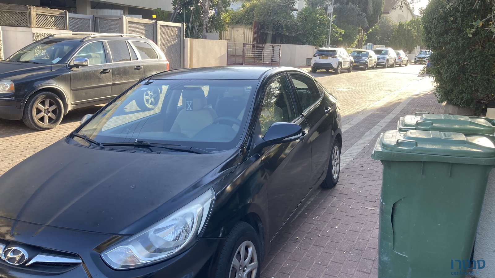 2012' Hyundai i25 יונדאי photo #1