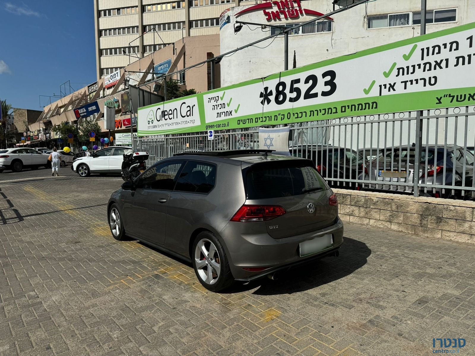 2016' Volkswagen Golf photo #4