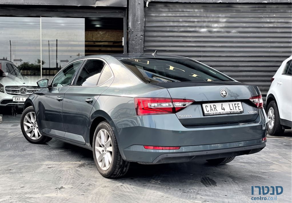 2017' Skoda Superb סקודה סופרב photo #2