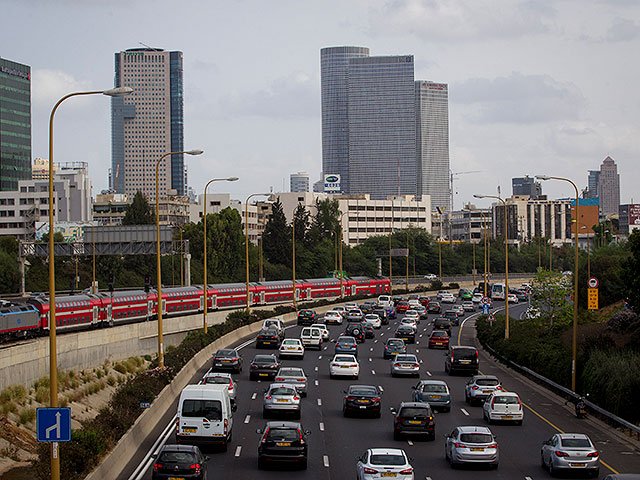 Минтранс и мэрия Тель-Авива заберут под общественный транспорт 5 километров улиц