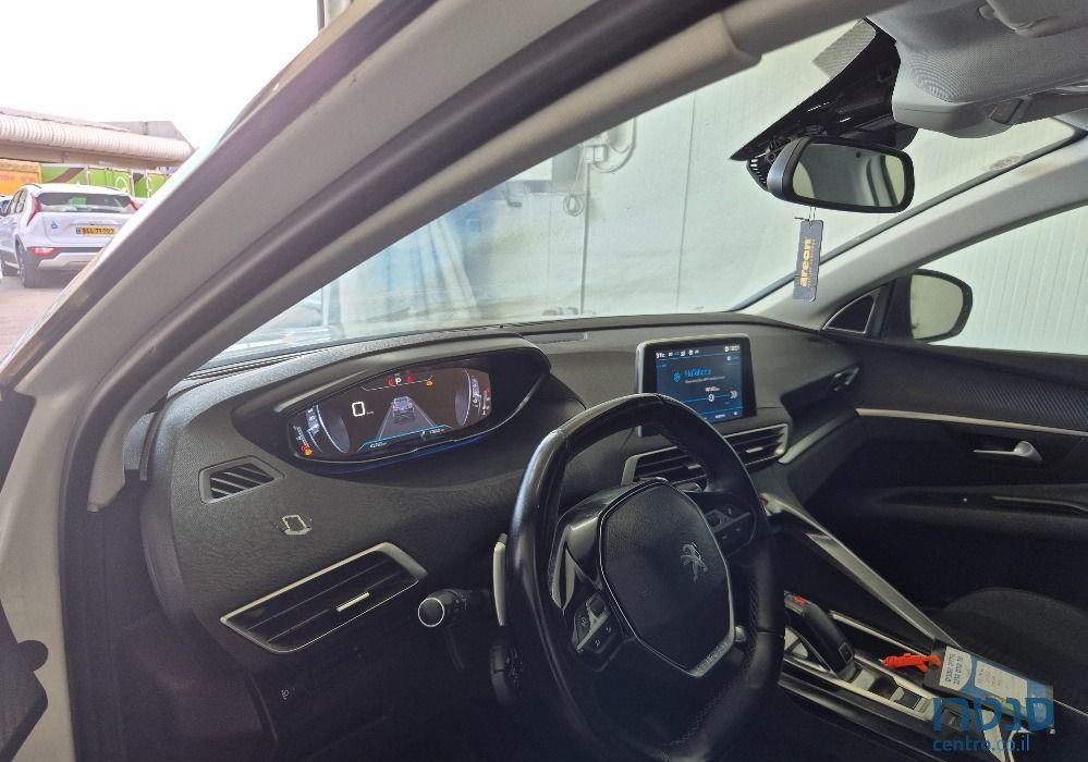 2020' Peugeot 3008 פיג'ו photo #4