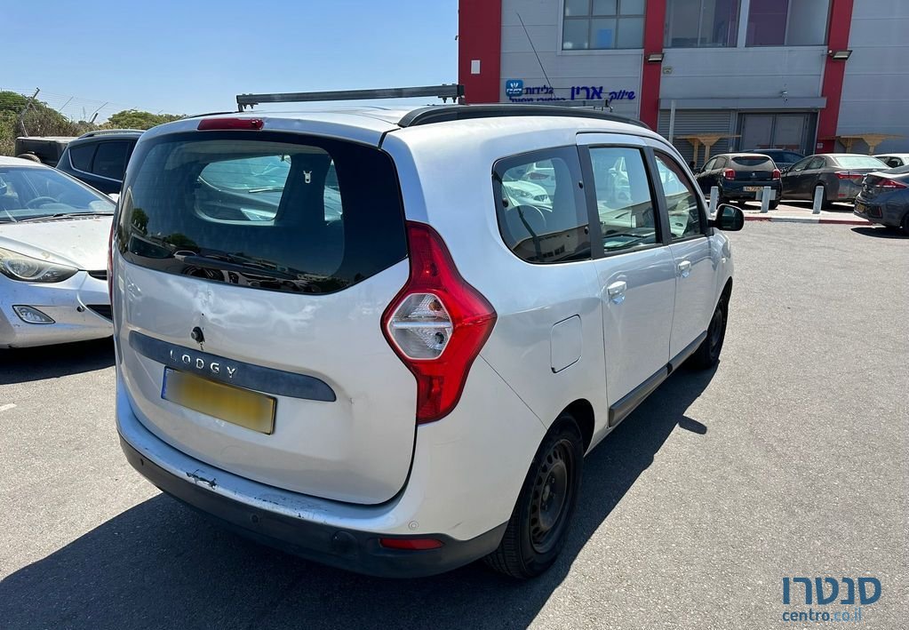 2015' Dacia Lodgy דאצ'יה לודג'י photo #2
