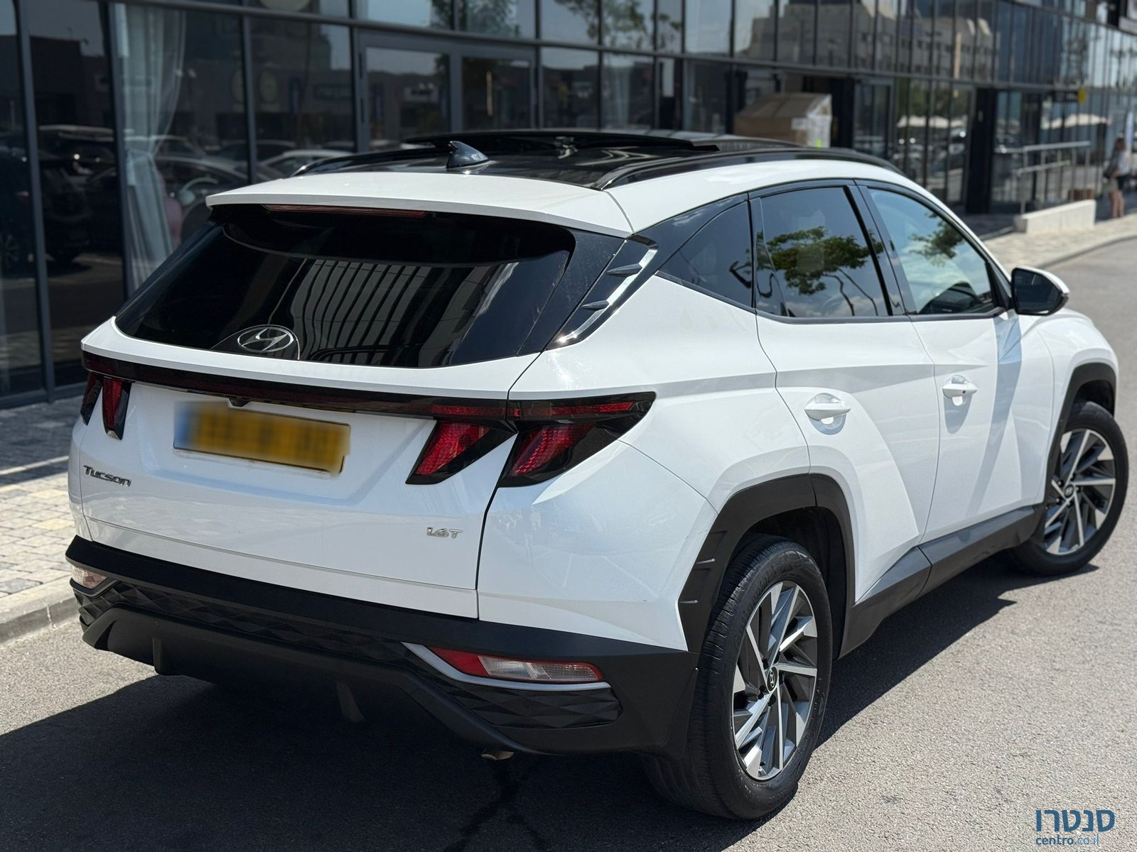 2021' Hyundai Tucson photo #3