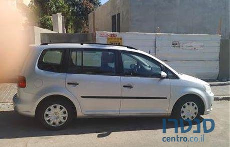 2011' Volkswagen Touran פולקסווגן טוראן photo #1