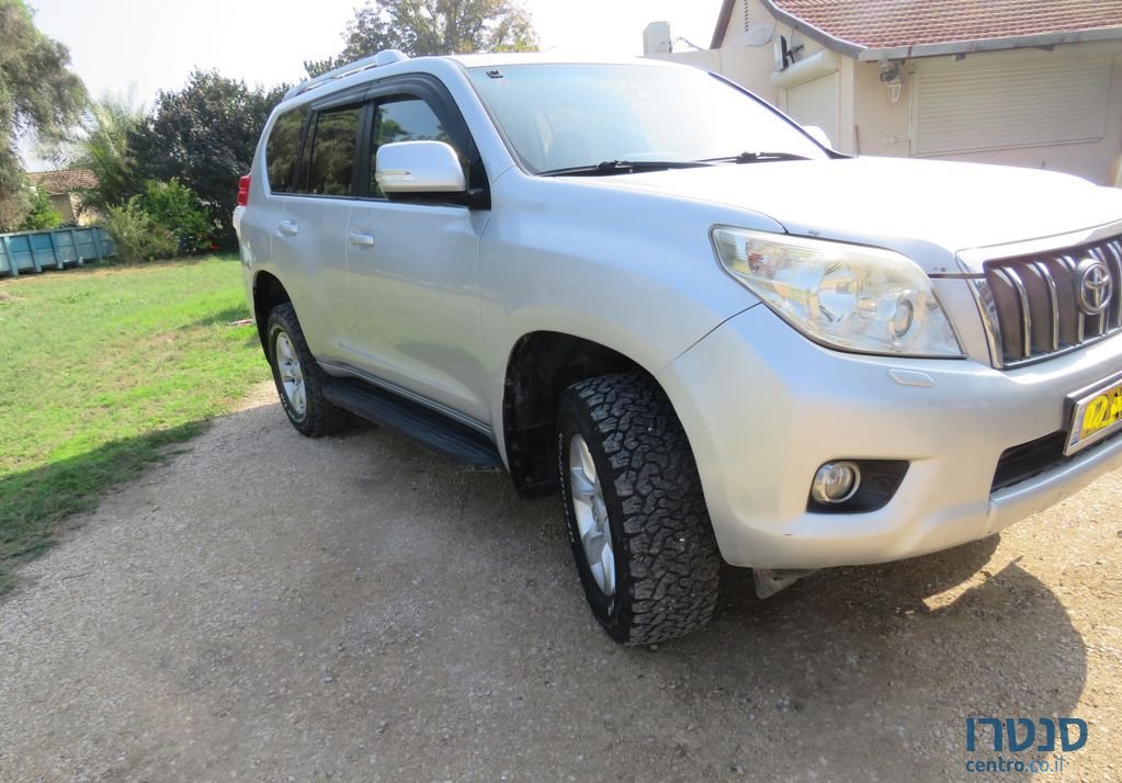 2010' Toyota Land Cruiser טויוטה לנד קרוזר photo #6