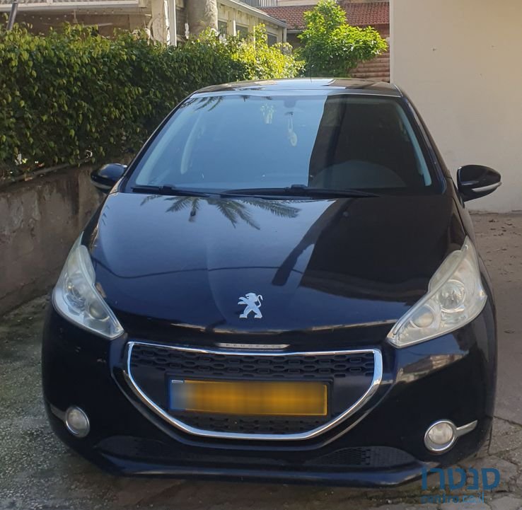 2015' Peugeot 208 פיג'ו 208 photo #4