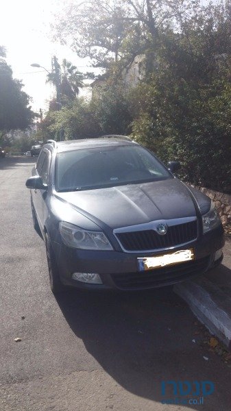 2010' Skoda Octavia photo #2