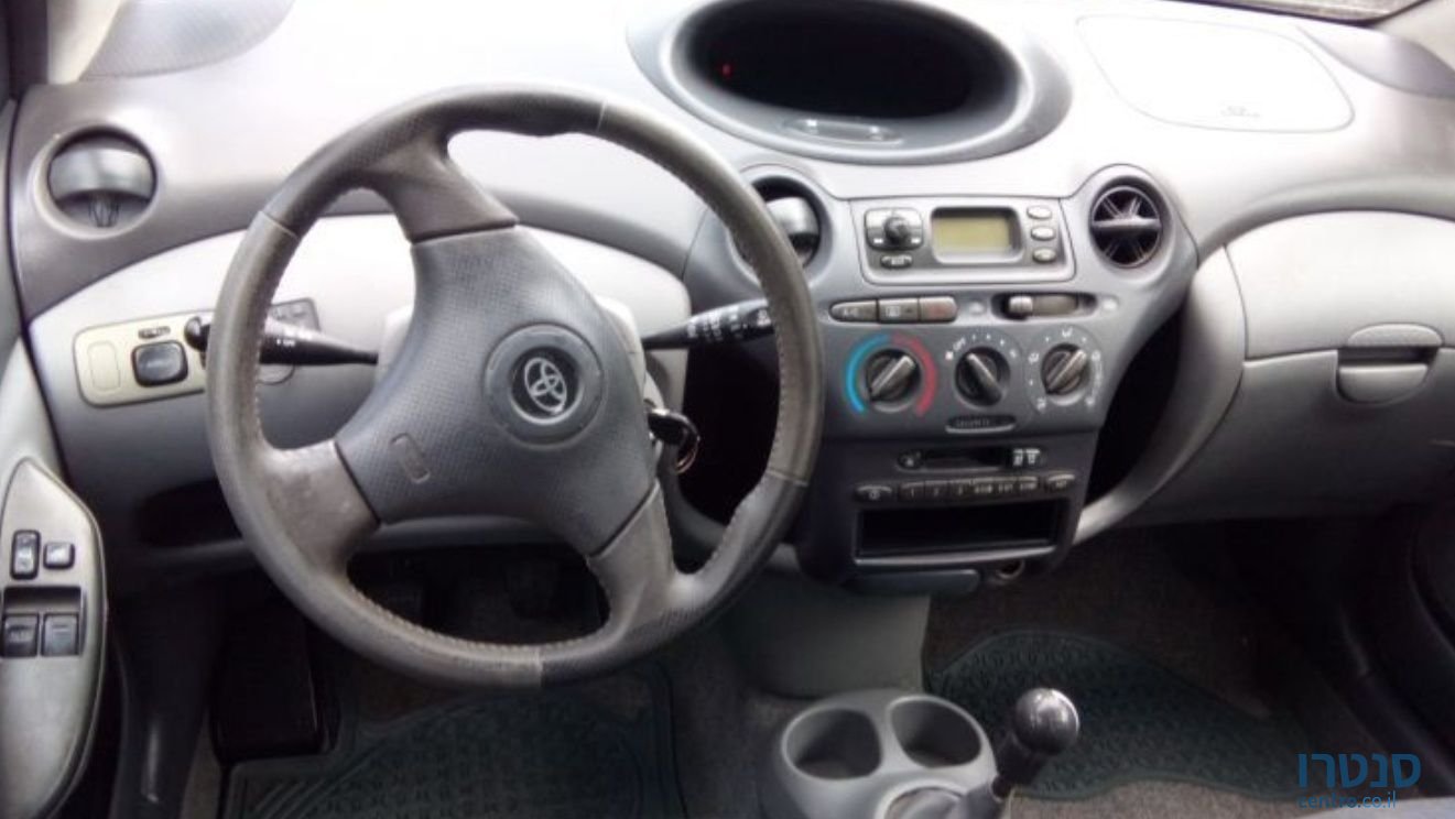 2003' Toyota Yaris טויוטה יאריס photo #1