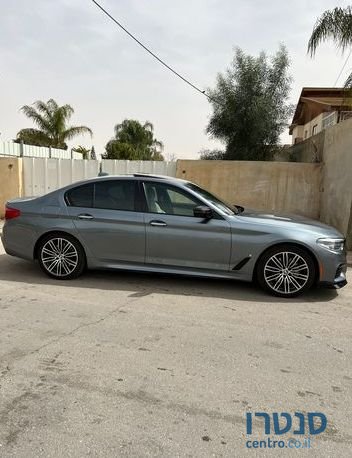 2018' BMW 5 Series ב.מ.וו סדרה 5 photo #3