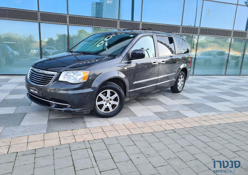 2012' Chrysler Grand Voyager קרייזלר גראנד וויאג'ר photo #1