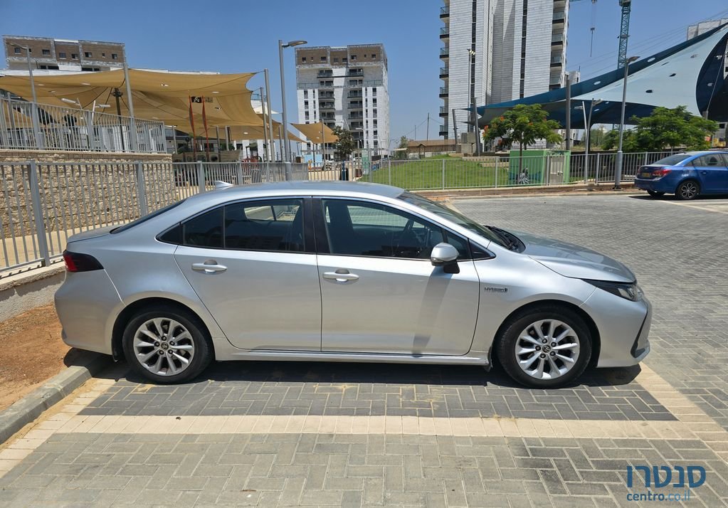 2019' Toyota Corolla טויוטה קורולה photo #3