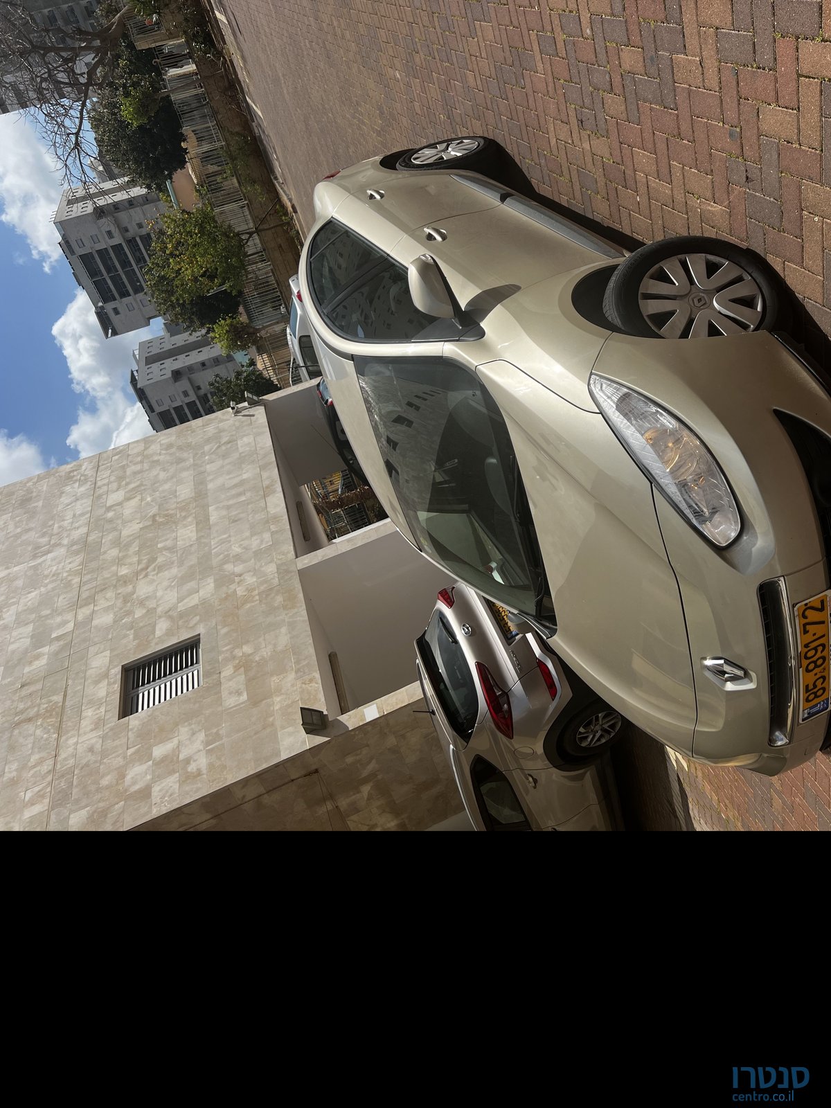 2011' Renault Fluence רנו פלואנס photo #1