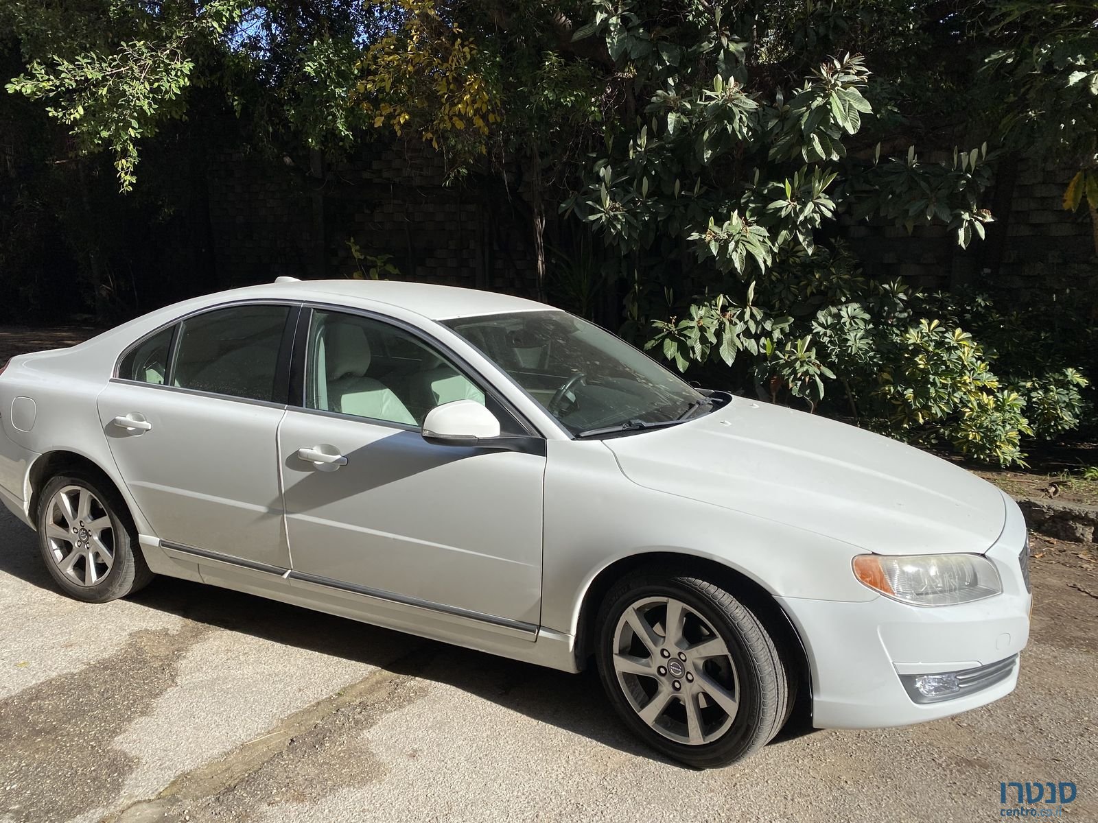 2014' Volvo 80 וולוו photo #2