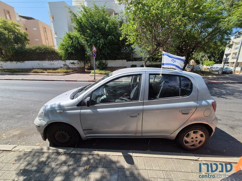 2002' Toyota Yaris טויוטה יאריס photo #1