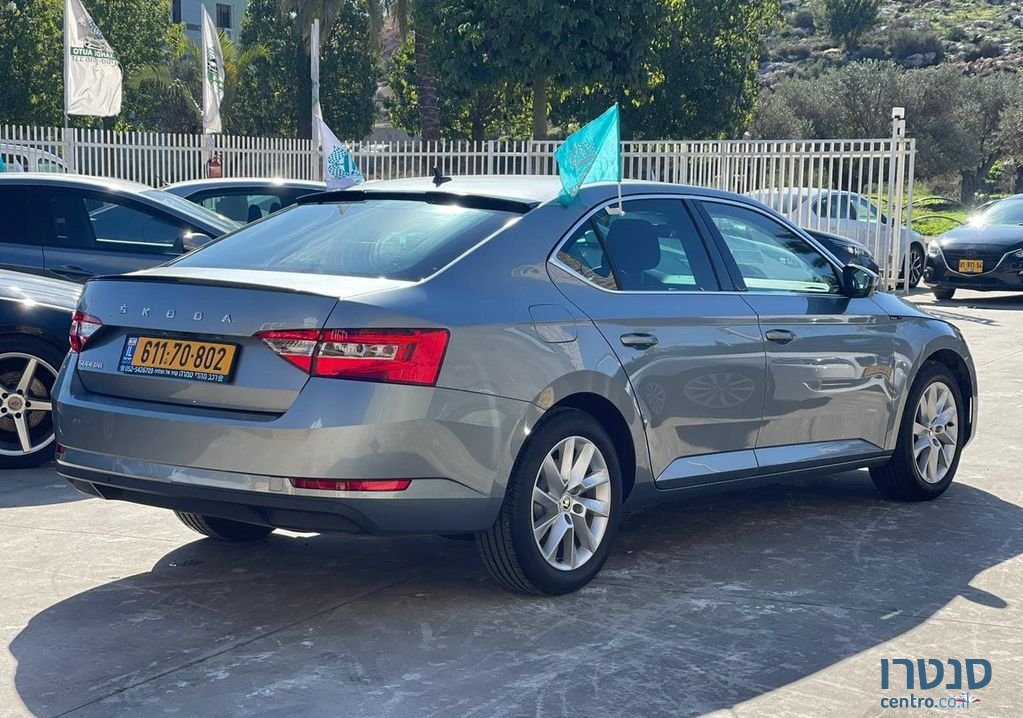 2021' Skoda Superb סקודה סופרב photo #2