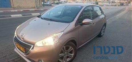 2014' Peugeot 208 208 פיג'ו photo #3