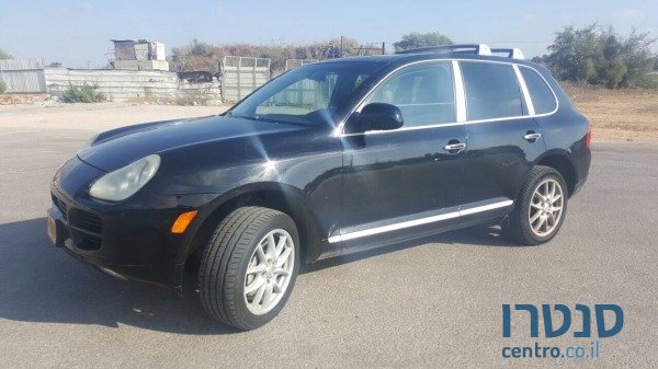2006' Porsche Cayenne photo #2