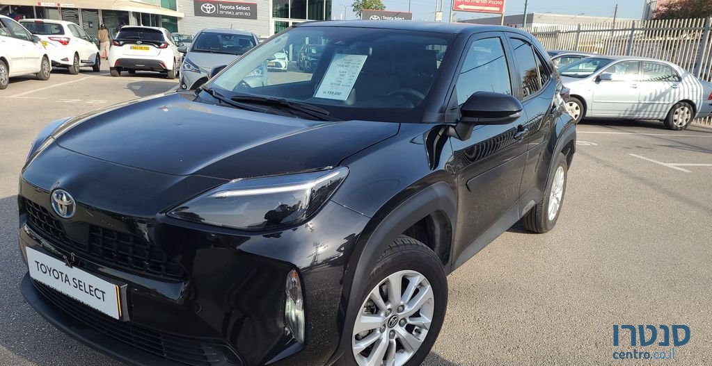 2021' Toyota Yaris טויוטה יאריס קרוס photo #6
