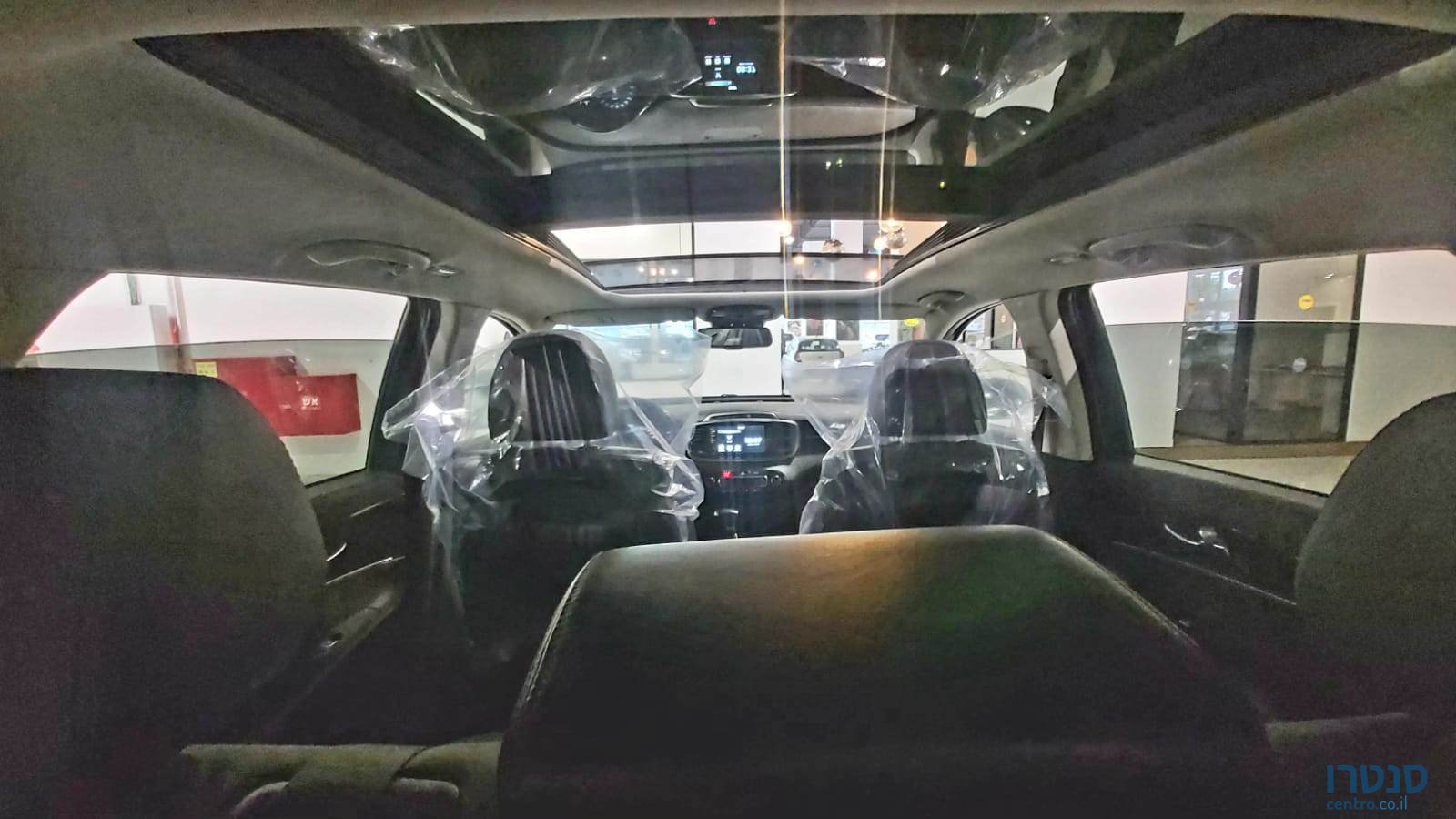 2020' Kia Sorento photo #5