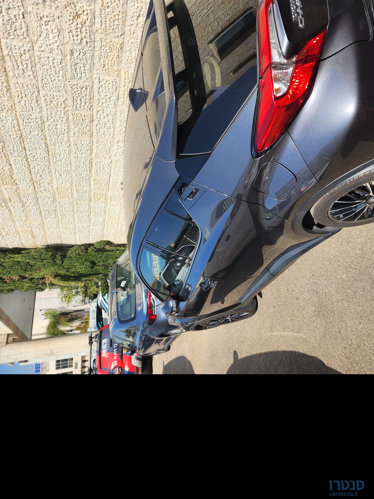 2018' Toyota C-HR טויוטה photo #2