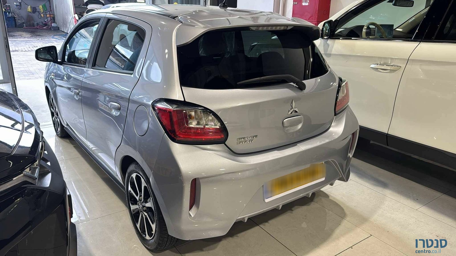 2022' Mitsubishi Space Star photo #3