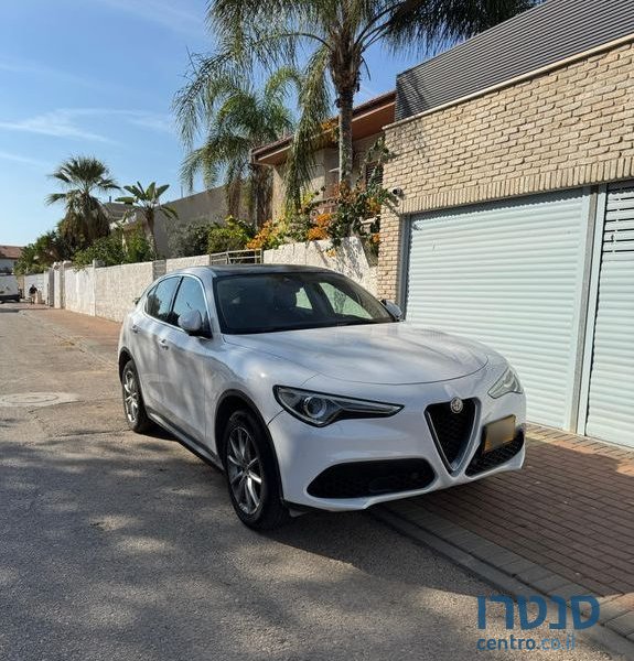 2018' Alfa Romeo Stelvio אלפא רומיאו סטלביו photo #1