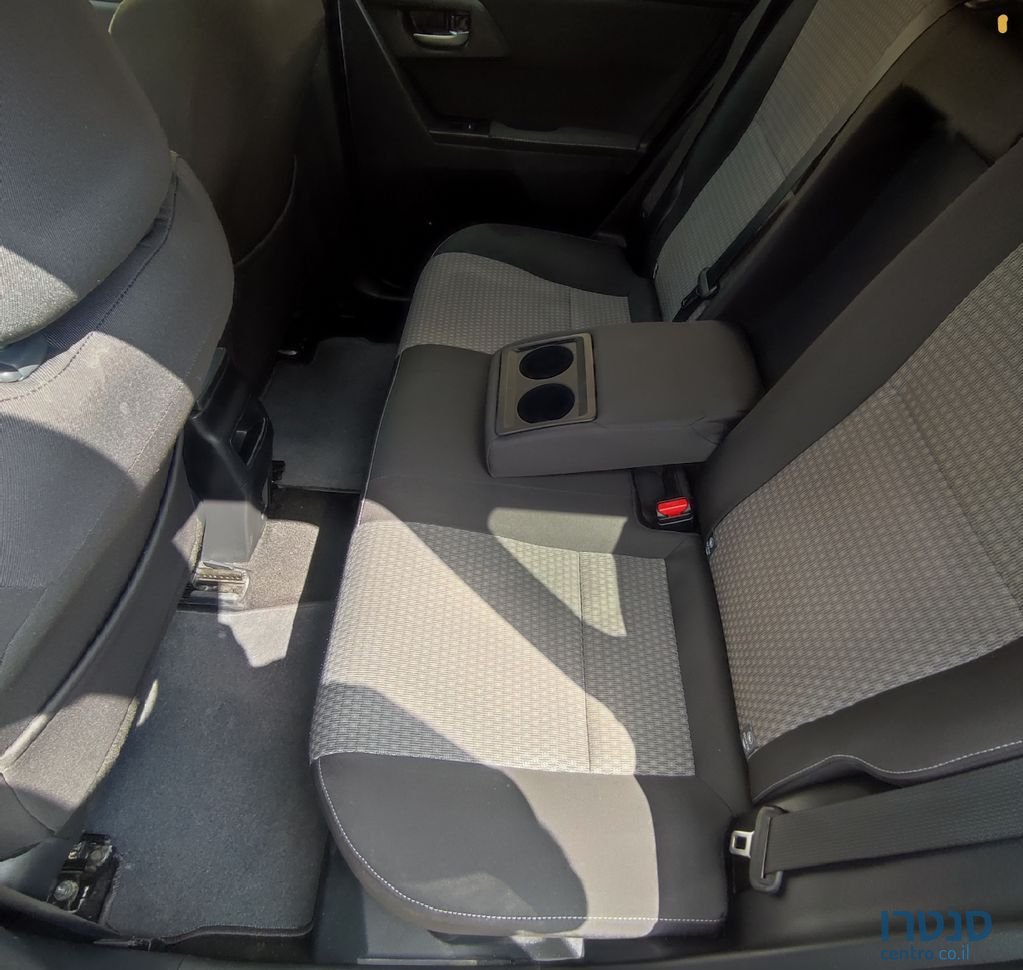 2018' Toyota Auris טויוטה אוריס photo #5