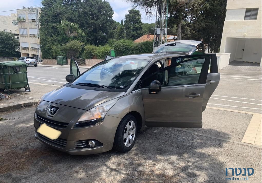 2013' Peugeot 5008 פיג'ו photo #4
