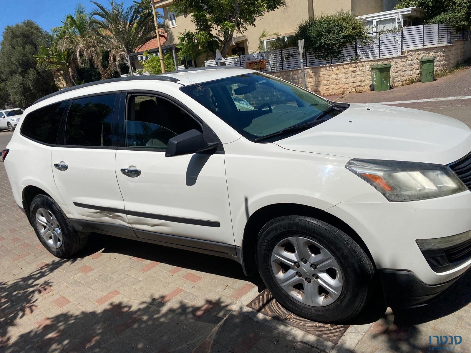 2014' Chevrolet Traverse photo #2