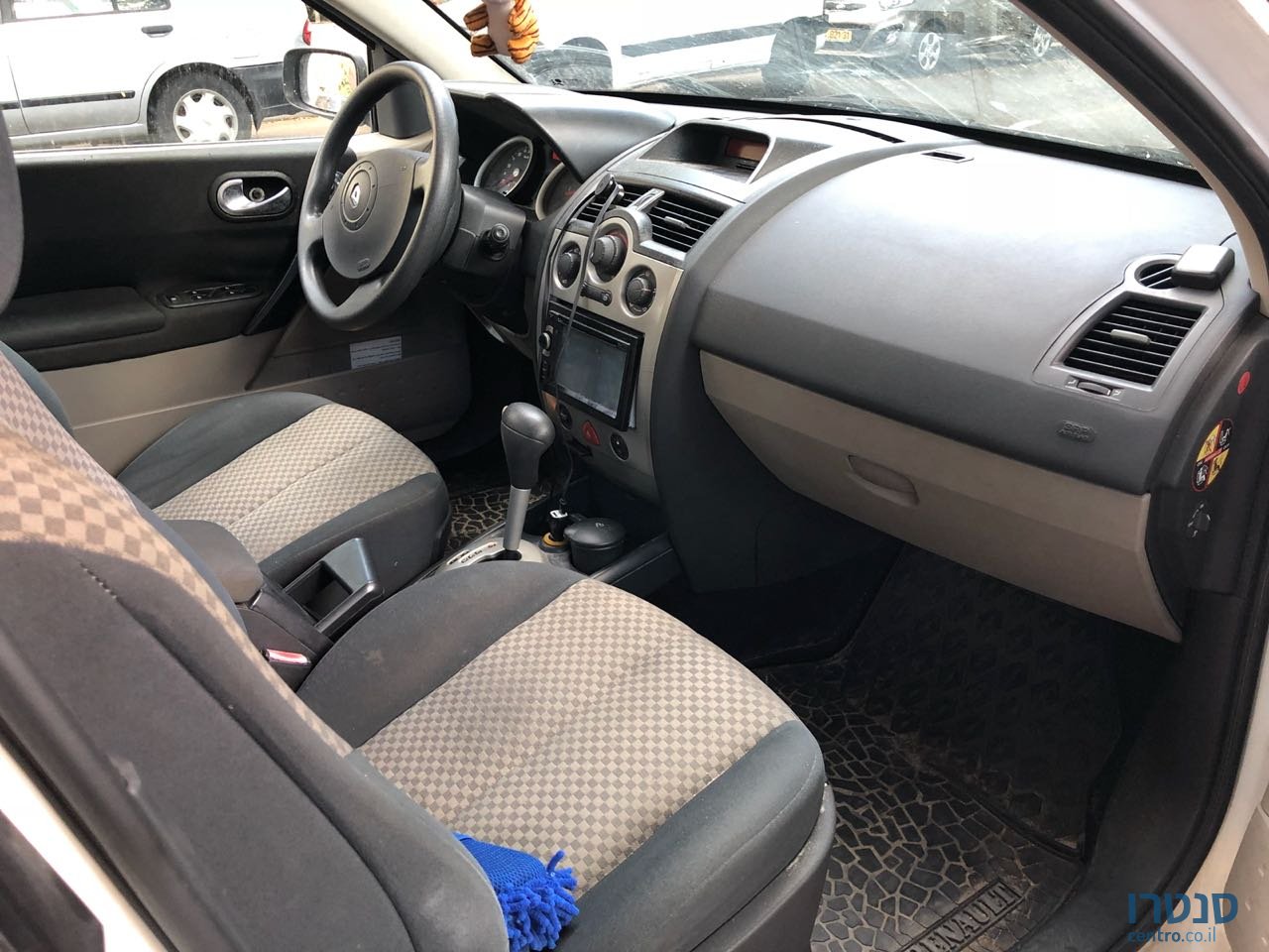 2005' Renault Megane photo #6