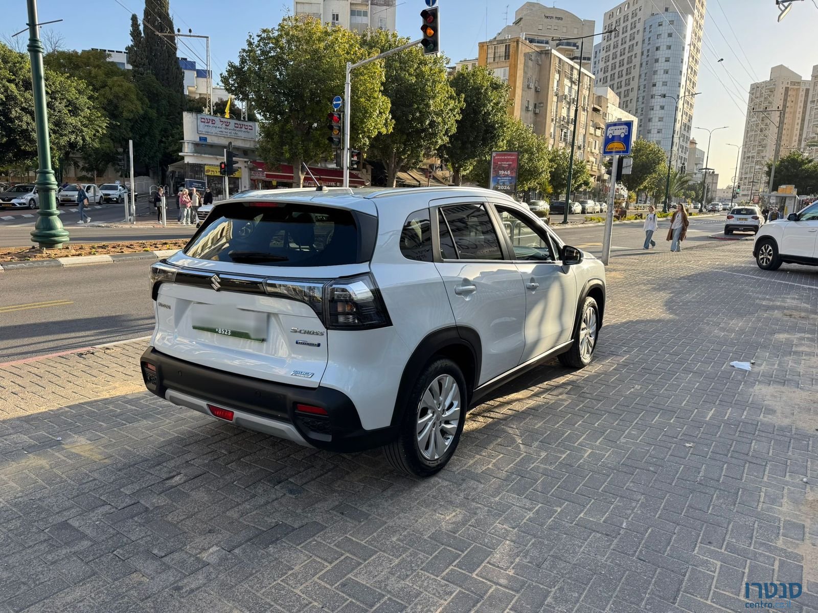 2023' Suzuki S-Cross photo #6